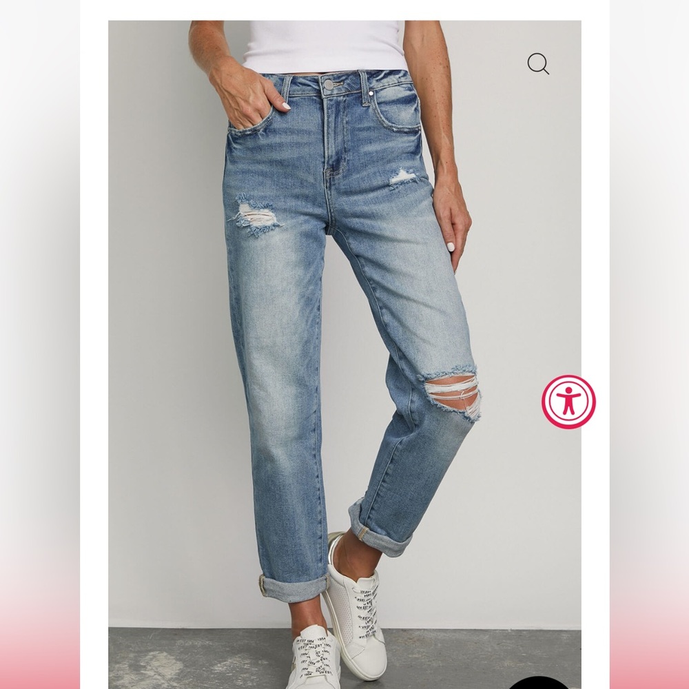 NWT’s Risen boyfriend jean size /28